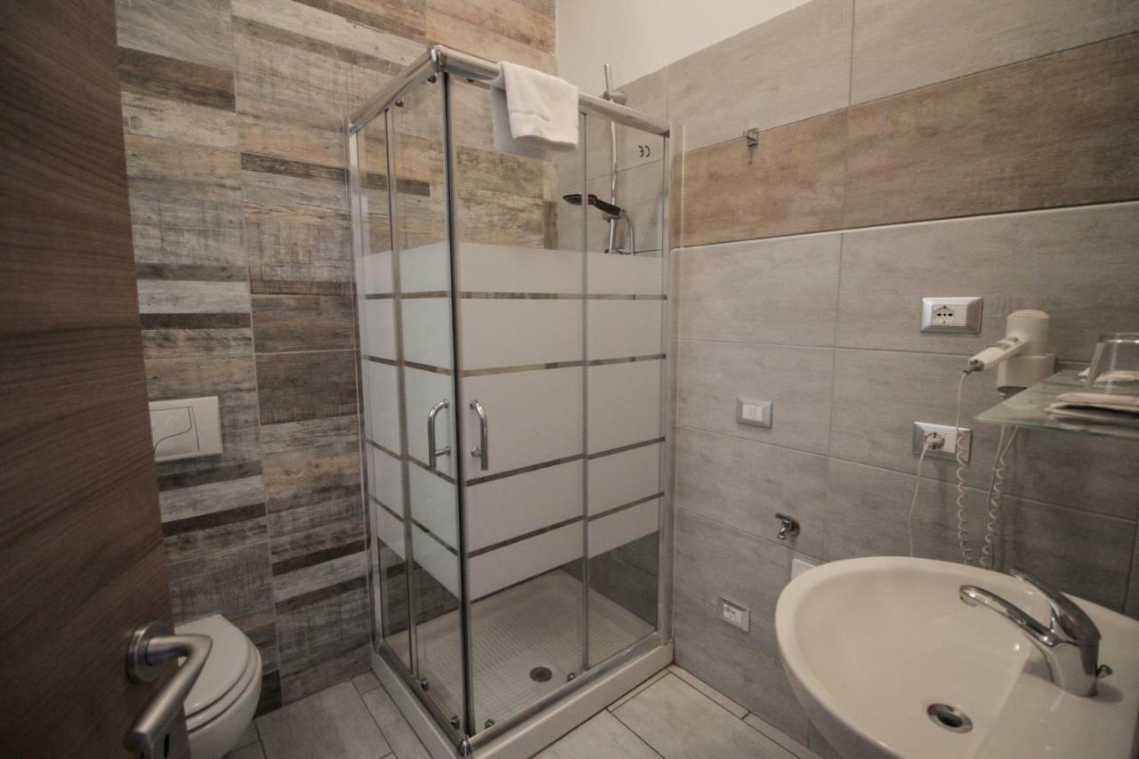 Bed & Breakfast La & 4*