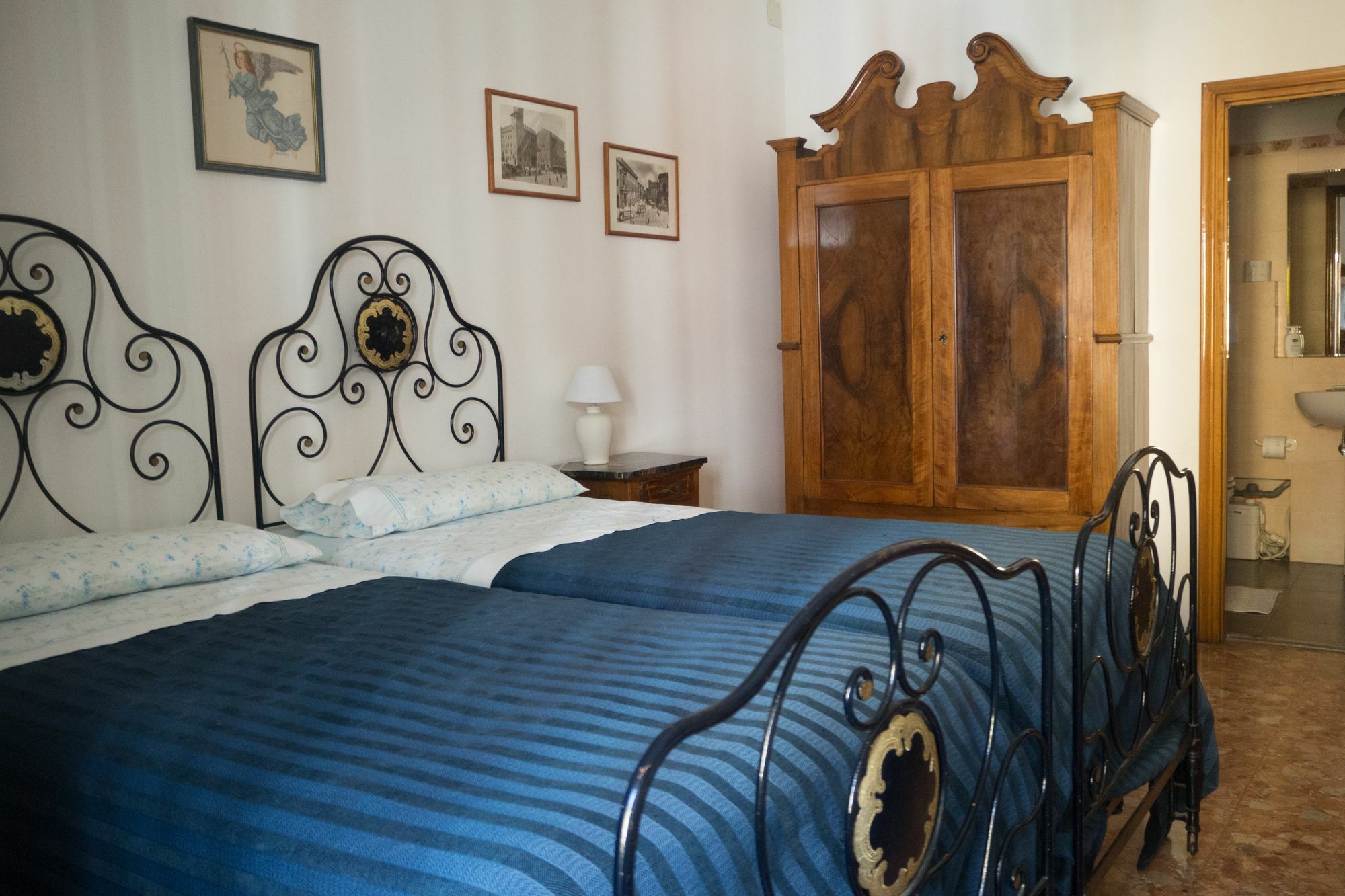 A B C In Bed & Breakfast 3*