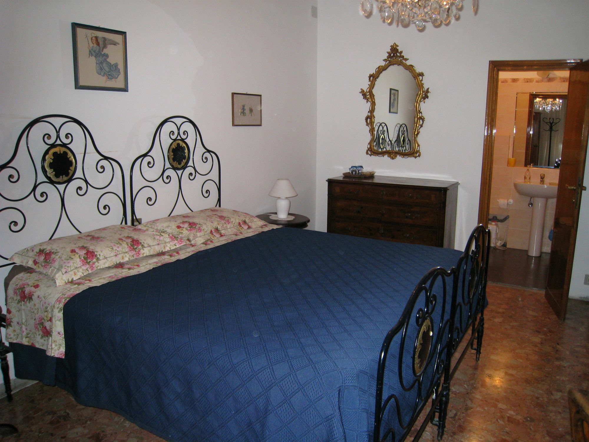 Bed & Breakfast A B C In