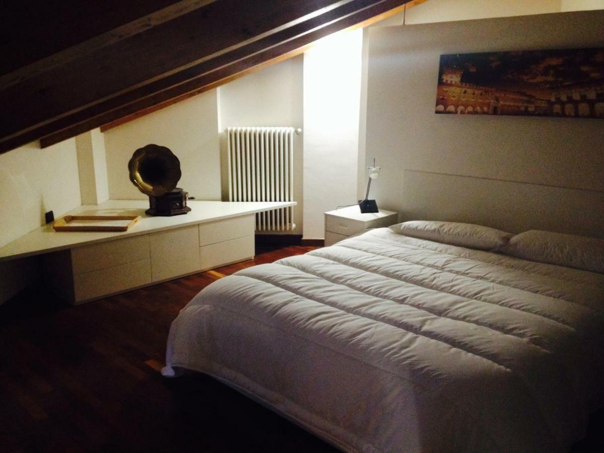 La Mansarda Della Musica Appartement *