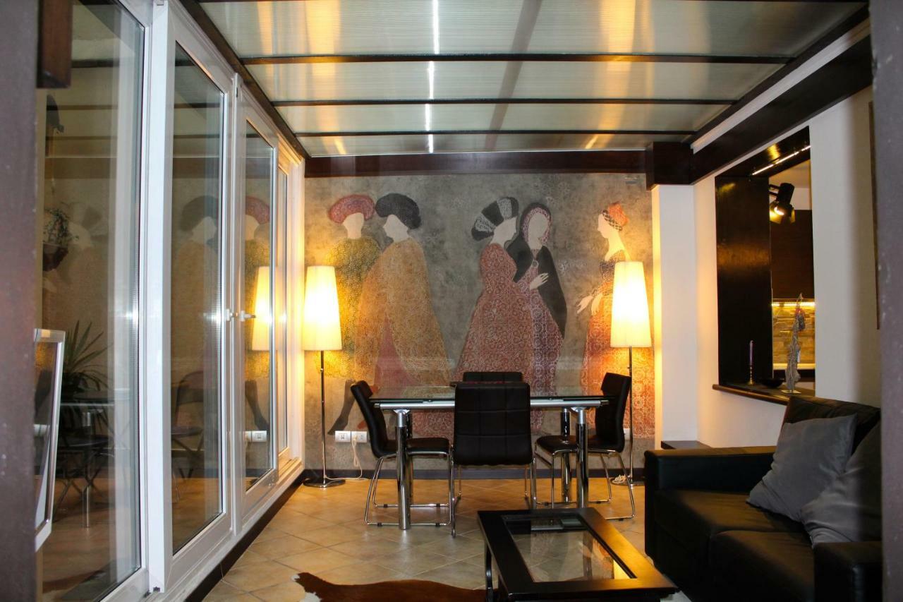 Interno 1