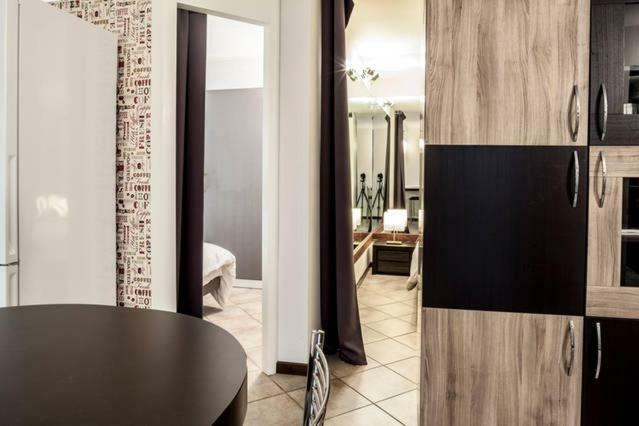 Interno 1 Apartment