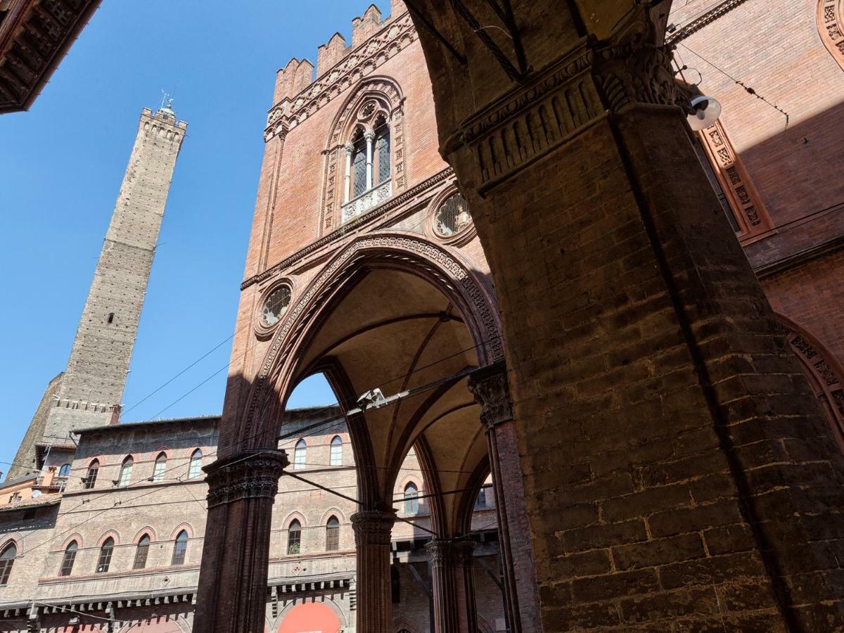 Castiglione1 * Bologna