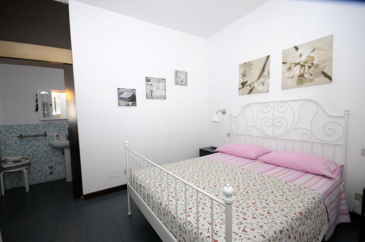 Affittacamere Cortesia 3 *