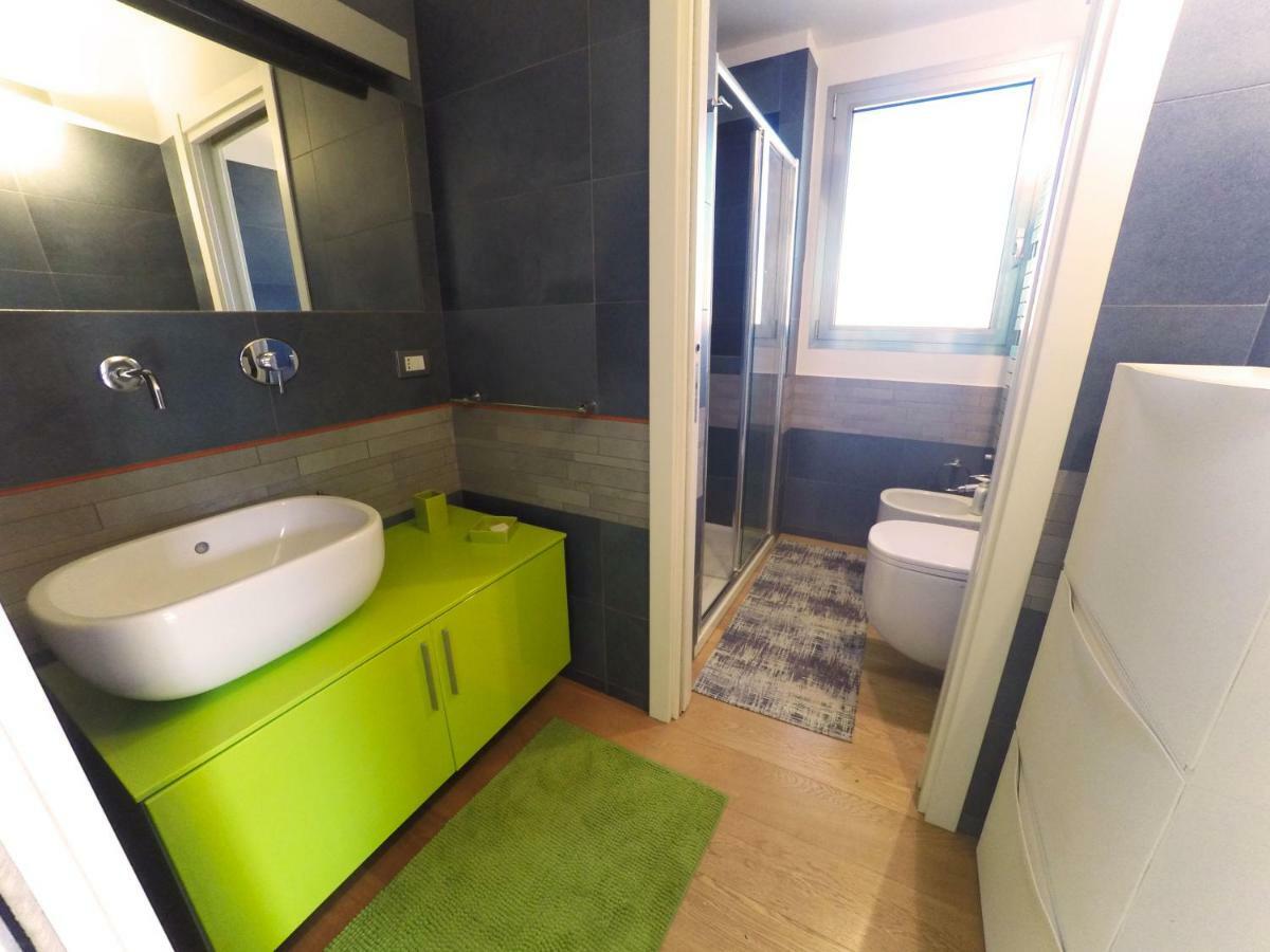 The Italian Job - Jacuzzi Penthouse Apartment *