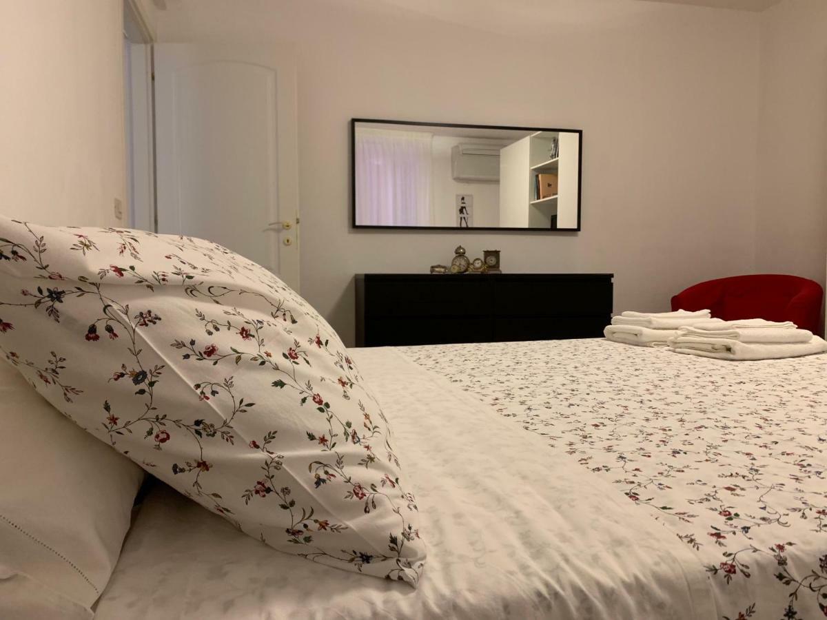 Apartment Temporary House Vicolo Colombina Bologna