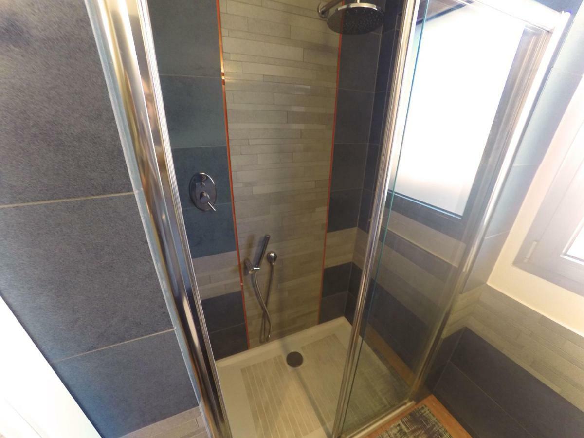 The Italian Job - Jacuzzi Penthouse Apartment *