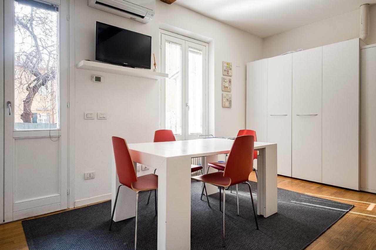 Apartment Travel House *