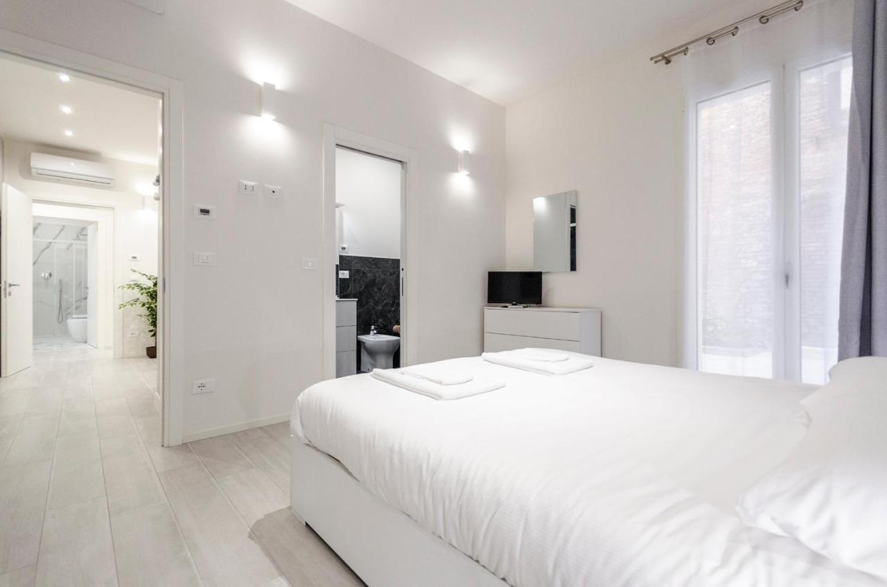 Appartamento Dimora Santo Stefano: Ampia, Con Giardino Privato *