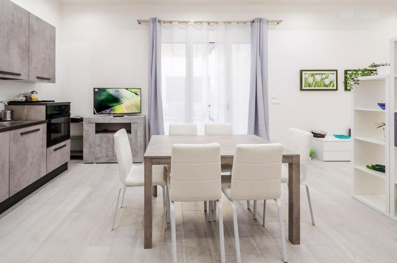 Dimora Santo Stefano: Ampia, Con Giardino Privato Appartamento *
