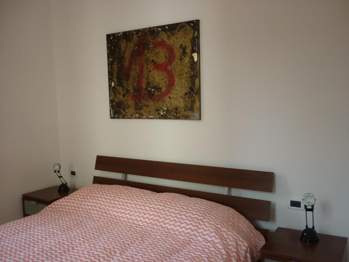 Serlio 24 2 * Bologna