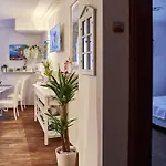 Chez Marie