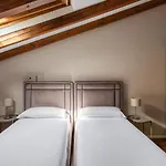 Wooden Design Apartment By Wonderful Italy
