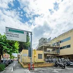Ospedale Sant\'Orsola Pizzardi White Apartment