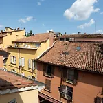 Bologna\'S Way Sguardo Sui Tetti