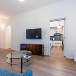 Housmart Corte Galluzzi 7/1