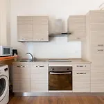 Ai Piedi Di San Luca - Parcheggio + 3 Bagni