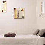 Sky Loft Airport - Modern Apt 1St Floor