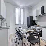 Carbonara Palace 5 - Luxury Comfort Under Medieval Towers
