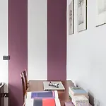 Abitaroom Wine Mini-Flat