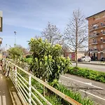Vicino Alla Fiera Di Bologna - Green Suite, Appartamento Moderno E Accogliente