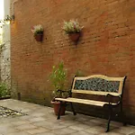 Pratello Garden