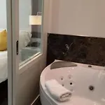 4 Viale Masini Design Hotel