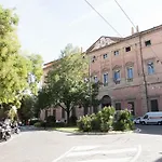 Piazza Dei Tribunali