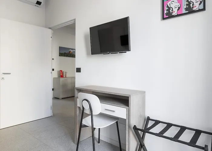 Capo Di Lucca White Apartments By Wonderful Italy