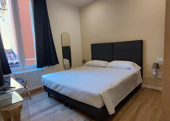 Residenza Maggiore 10 - Affittacamere - Guest House