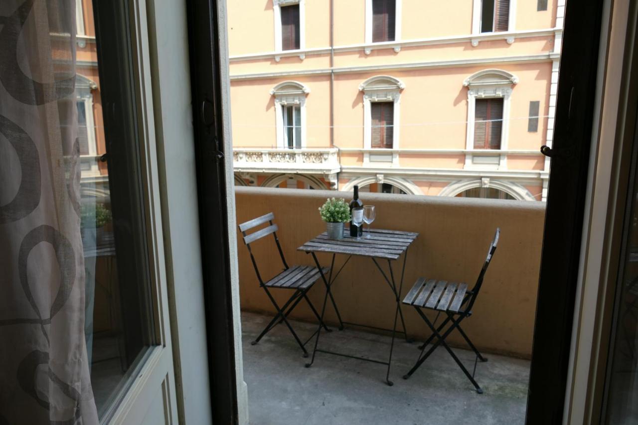 Piazza Dei Martiri Bologna