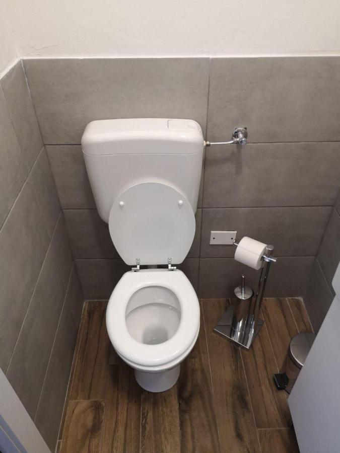 E Bagno Privato A 3 Minuti Dalla Stazione Bologna