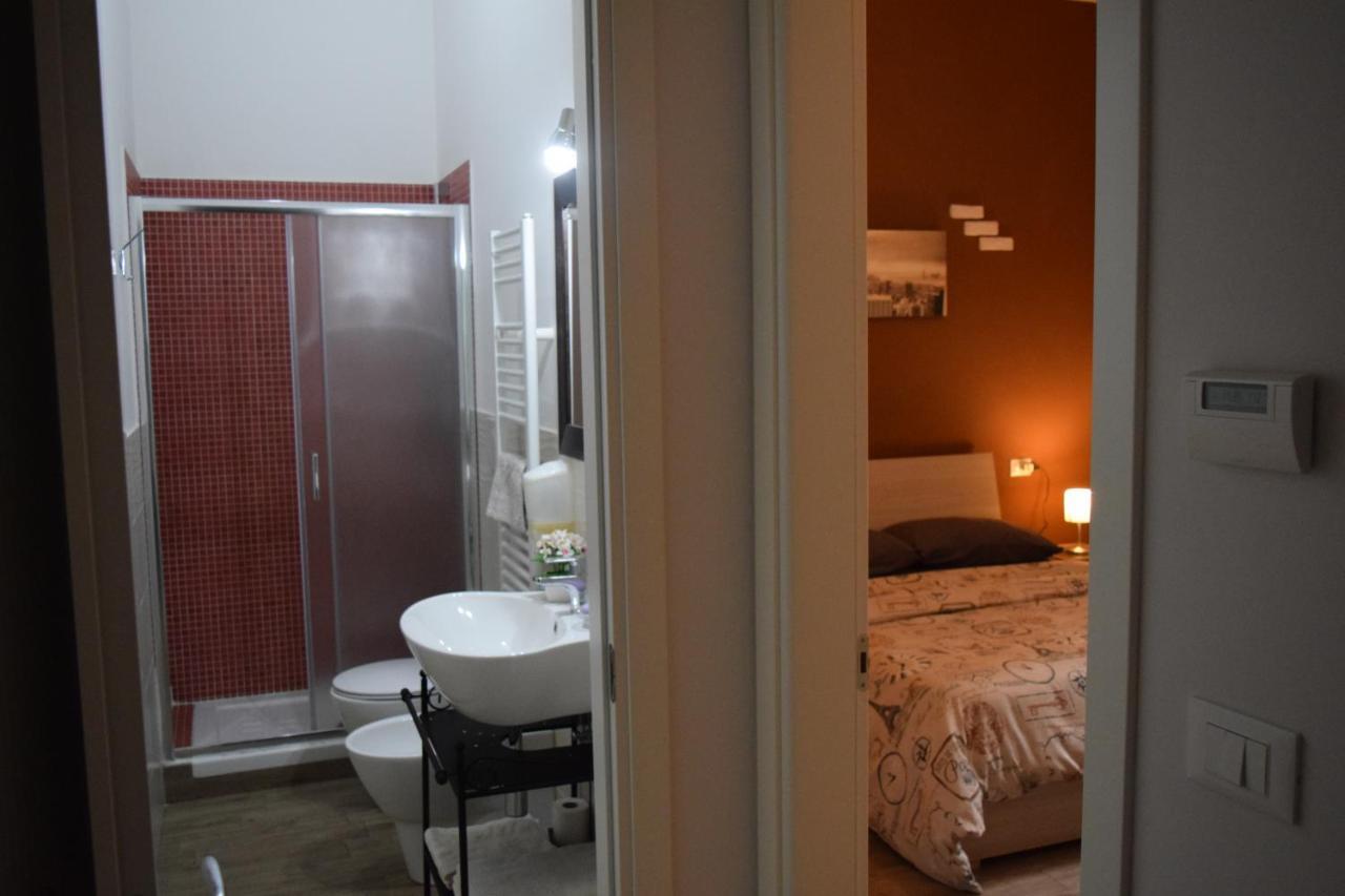House Apartment *