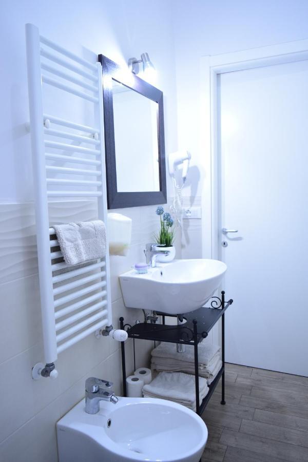 House Apartment *