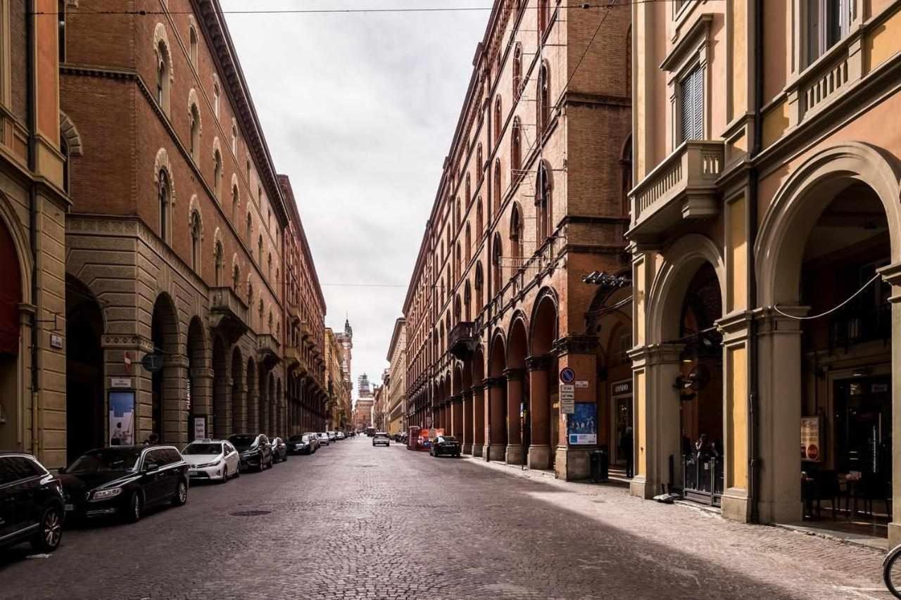 Cavalieri's Grand Bologna