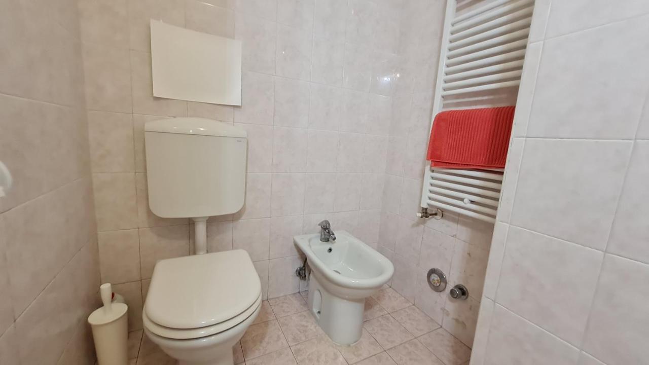 Fiorilli House - Fair District - Gratis Private Parking Appartamento *