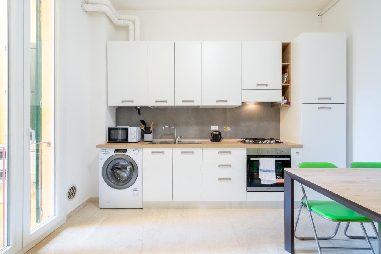 Housmart San Carlo 17 *