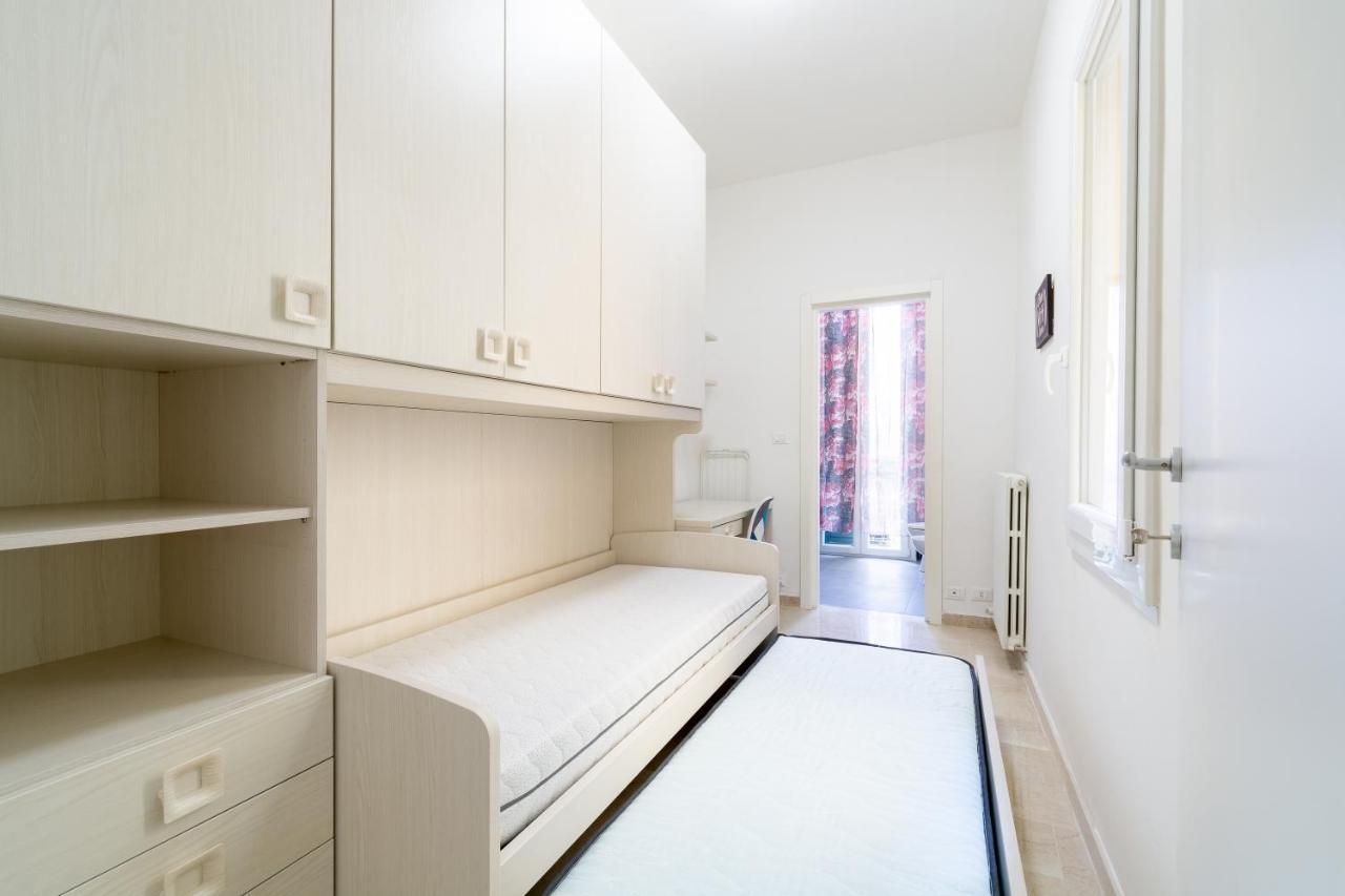Housmart San Carlo 17 Apartment