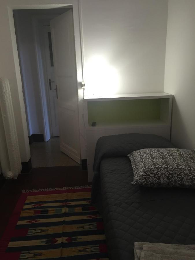 Bed & Breakfast 21 *