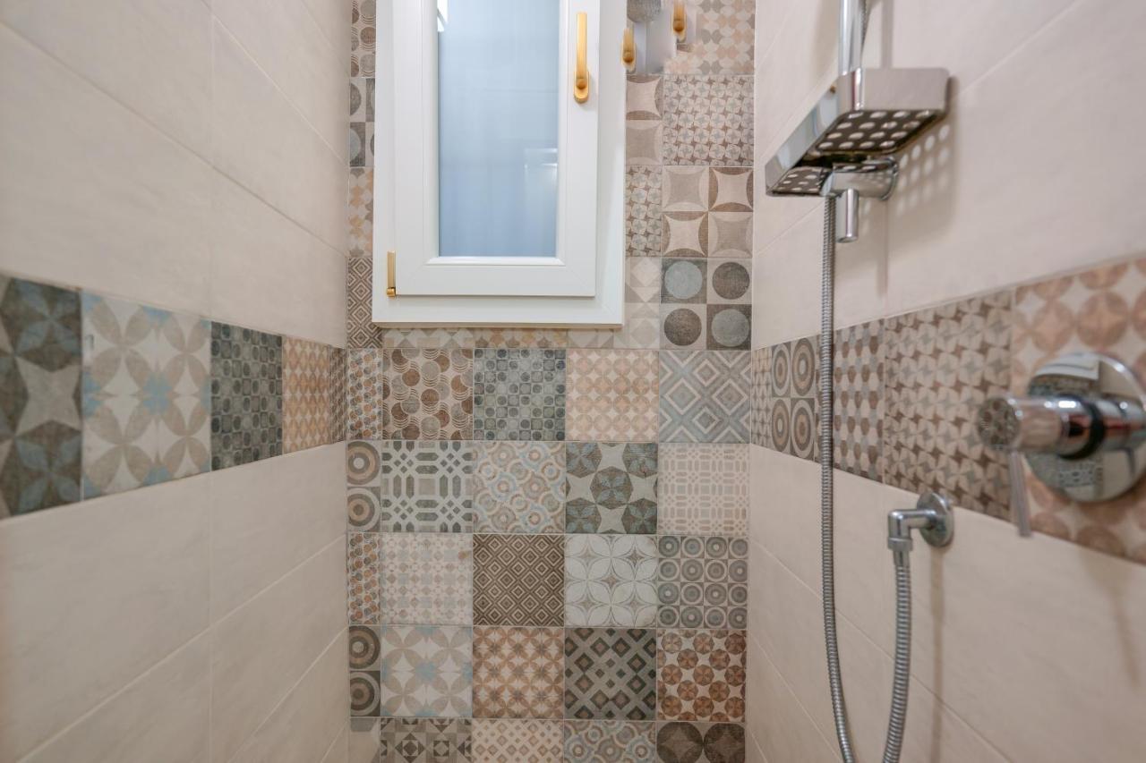 A Un Passo Da Lucio Apartment *