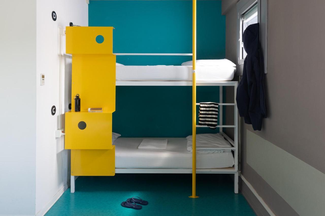 Hostel Combo