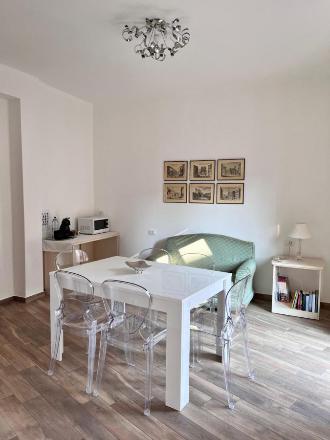 In Piazza Apartment
