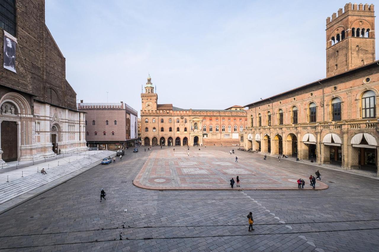 Apartamento Urbanicooh Garisenda - Piazza Maggiore View *