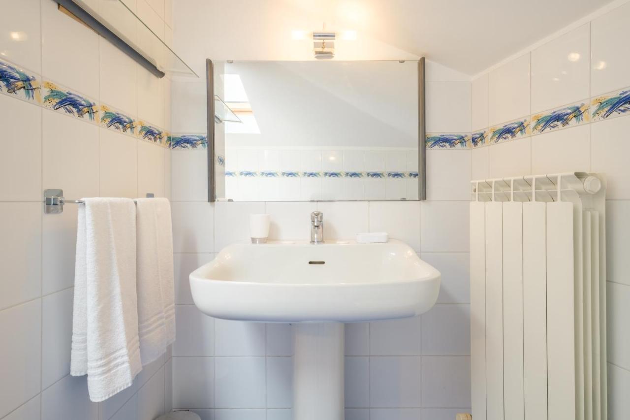 Dell'abbadia By Apartment *