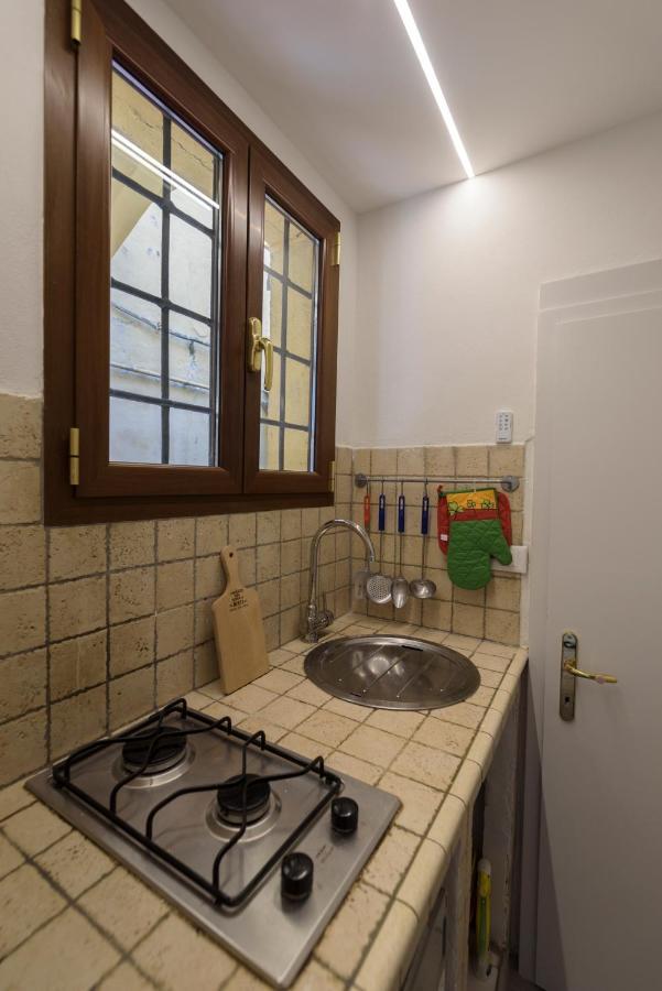 Apartment 7 Quadri - Piazza Aldrovandi- Bologna