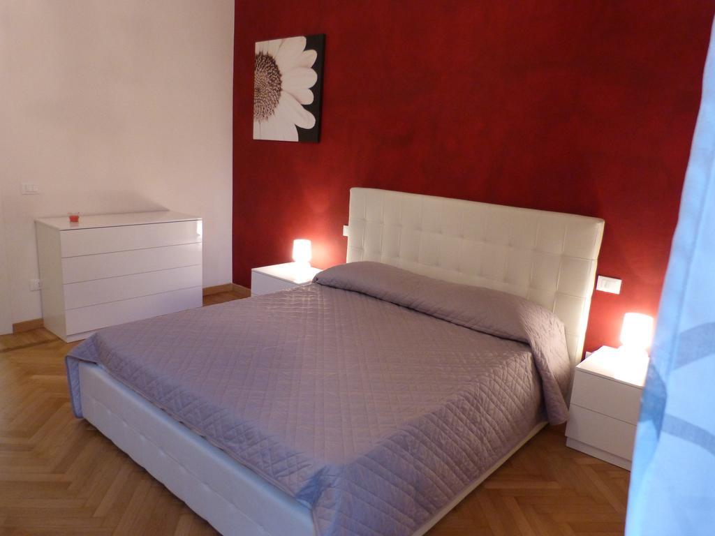 Piazza Dei Martiri Apartment Bologna