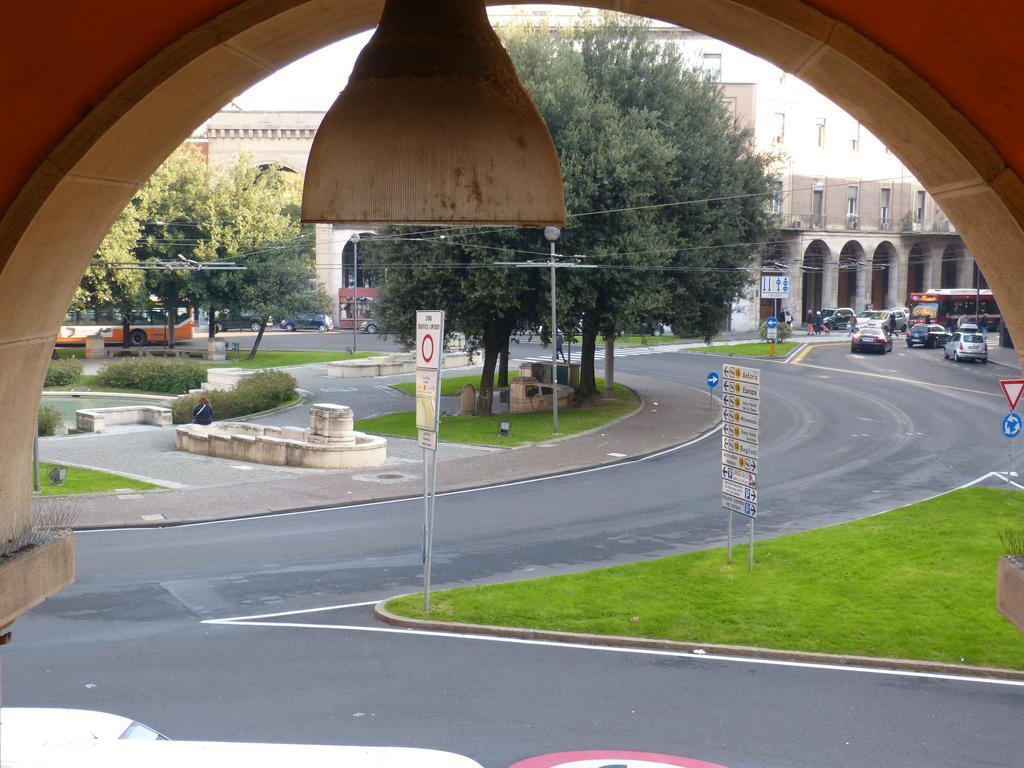 Piazza Dei Martiri Bologna