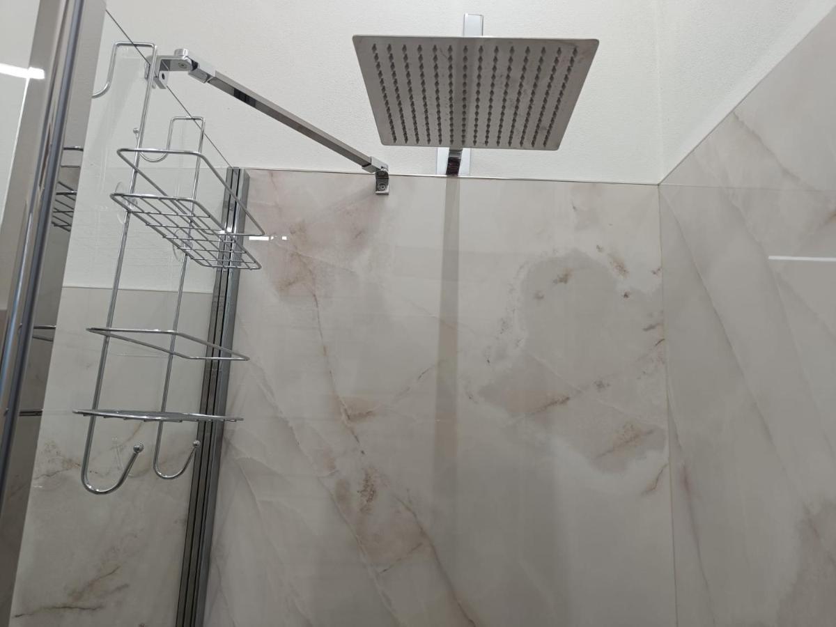 Apartment La Casa Di Luca/fiera E Stazione/aria Condizionata Bologna