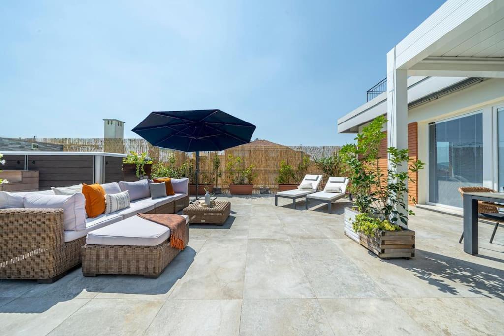 Apartment Via Indipendenza - Attico Di Lusso Con Piscina *