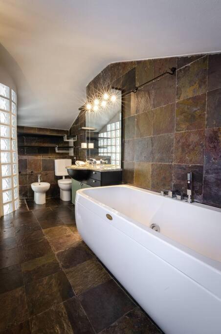Apartamento Casa Drago, In Centro Storico Bolonha